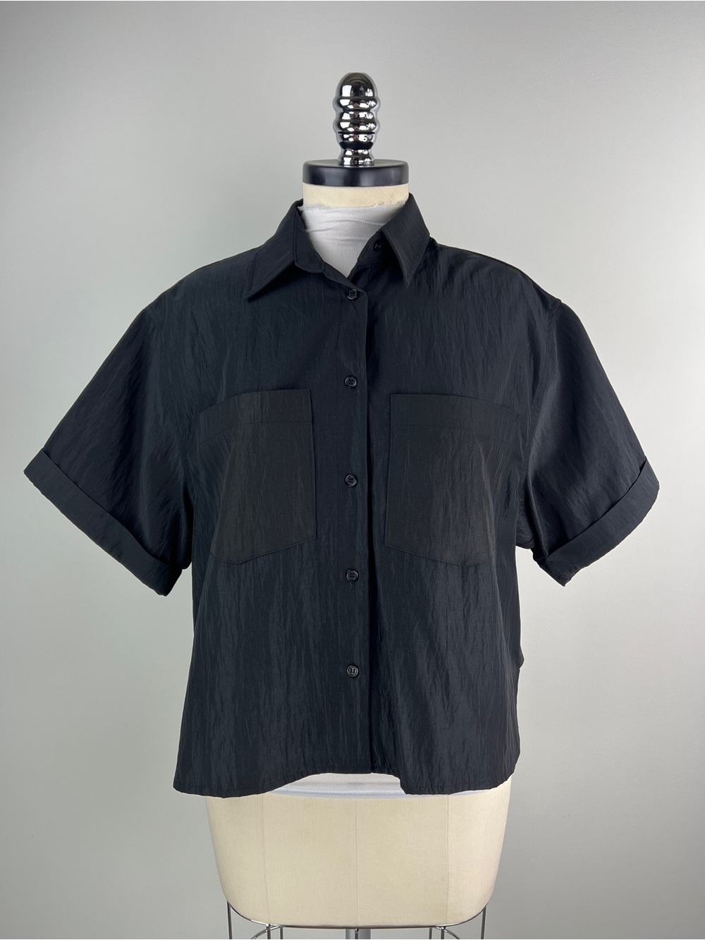 💚 3647. Oversized Black Taffeta Button-Up Shirt